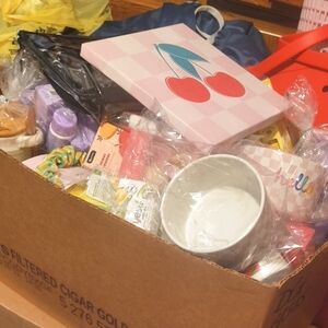 Cherry Pattern Pink Gift Box